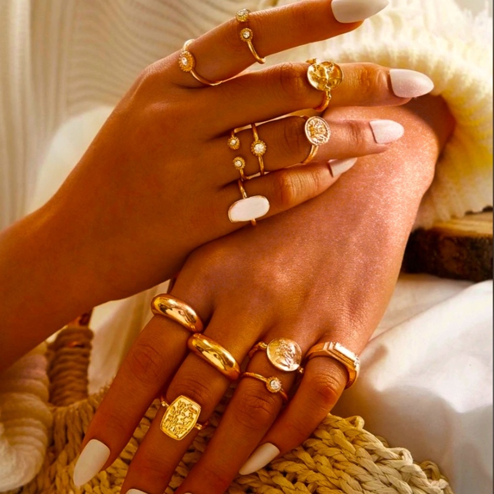 13 pieces rhinestone Gold Ring